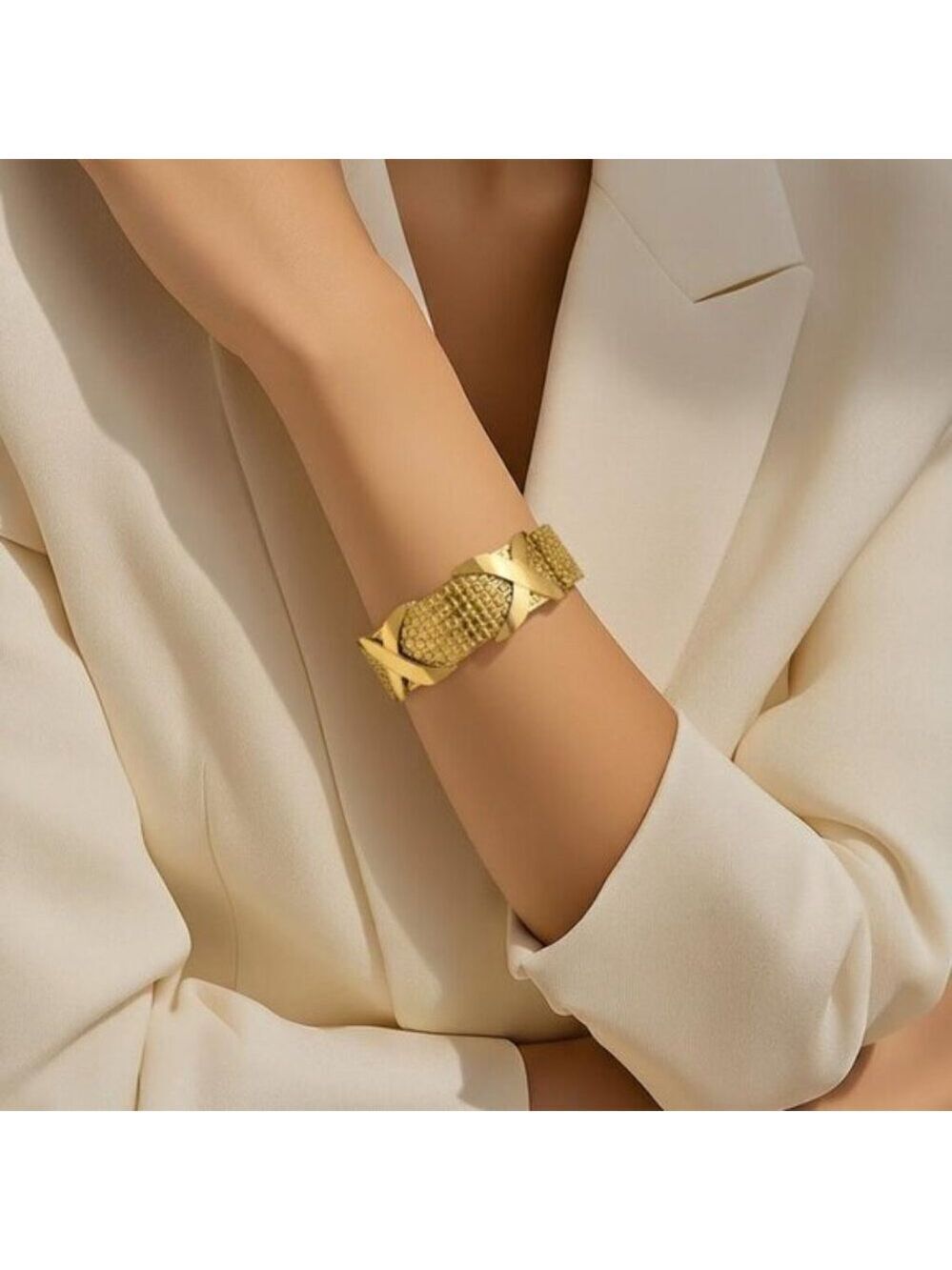 Luxury Modern Stainless Gold Plated Steel Bracelet Thick Wide Chunky Bracelet